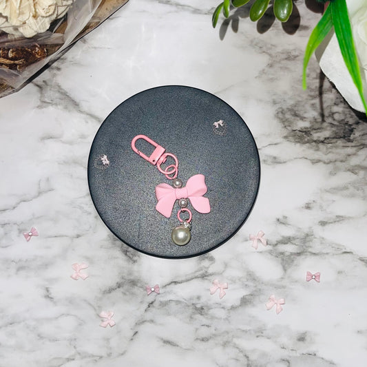 Pearl Princess Bow - Keychain